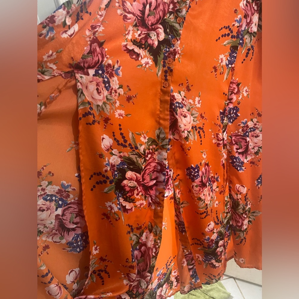 COPY - 3 Front Slits/ splits flowy maxi - Picture 3 of 7